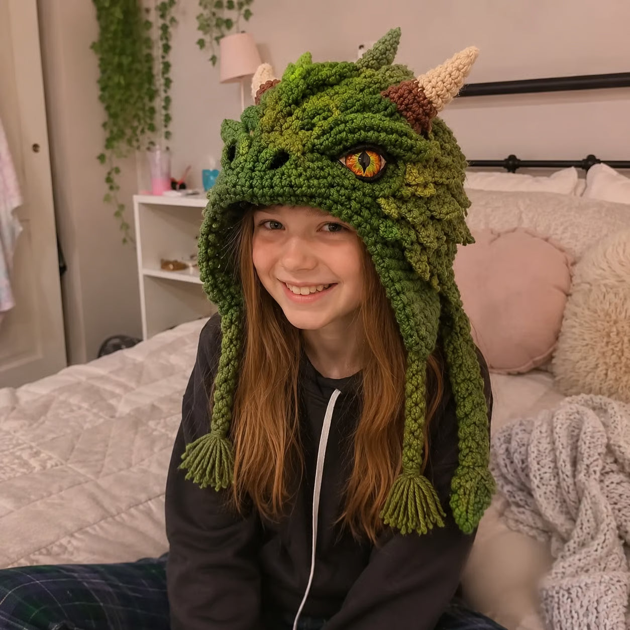 🔥🧵Fantasy Hood Hat DIY Crochet Kit